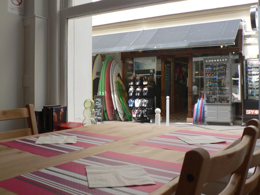 Hotel Les Alizes Biarritz Pokoj fotografie